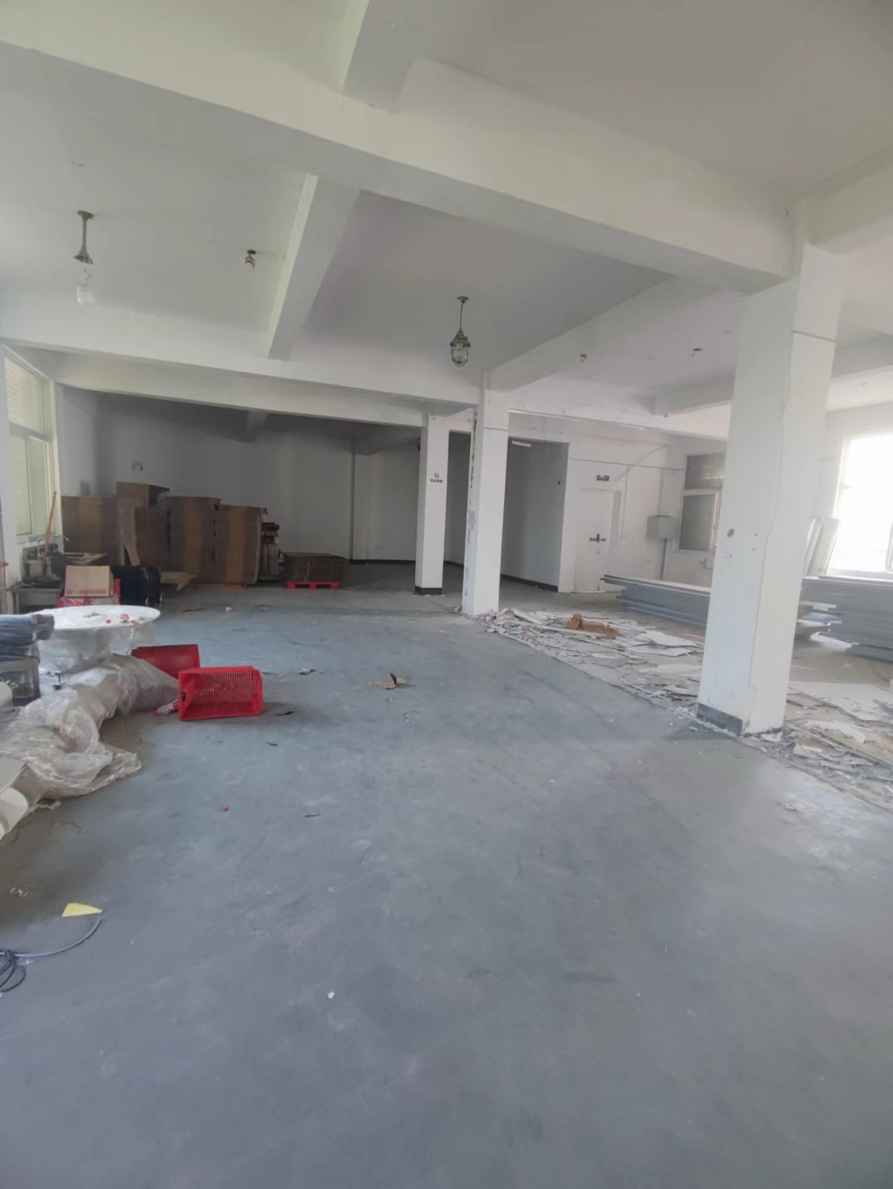 产金所_杭州市余杭区良渚街道储运路2号3幢器材库3层房屋3年租赁权
