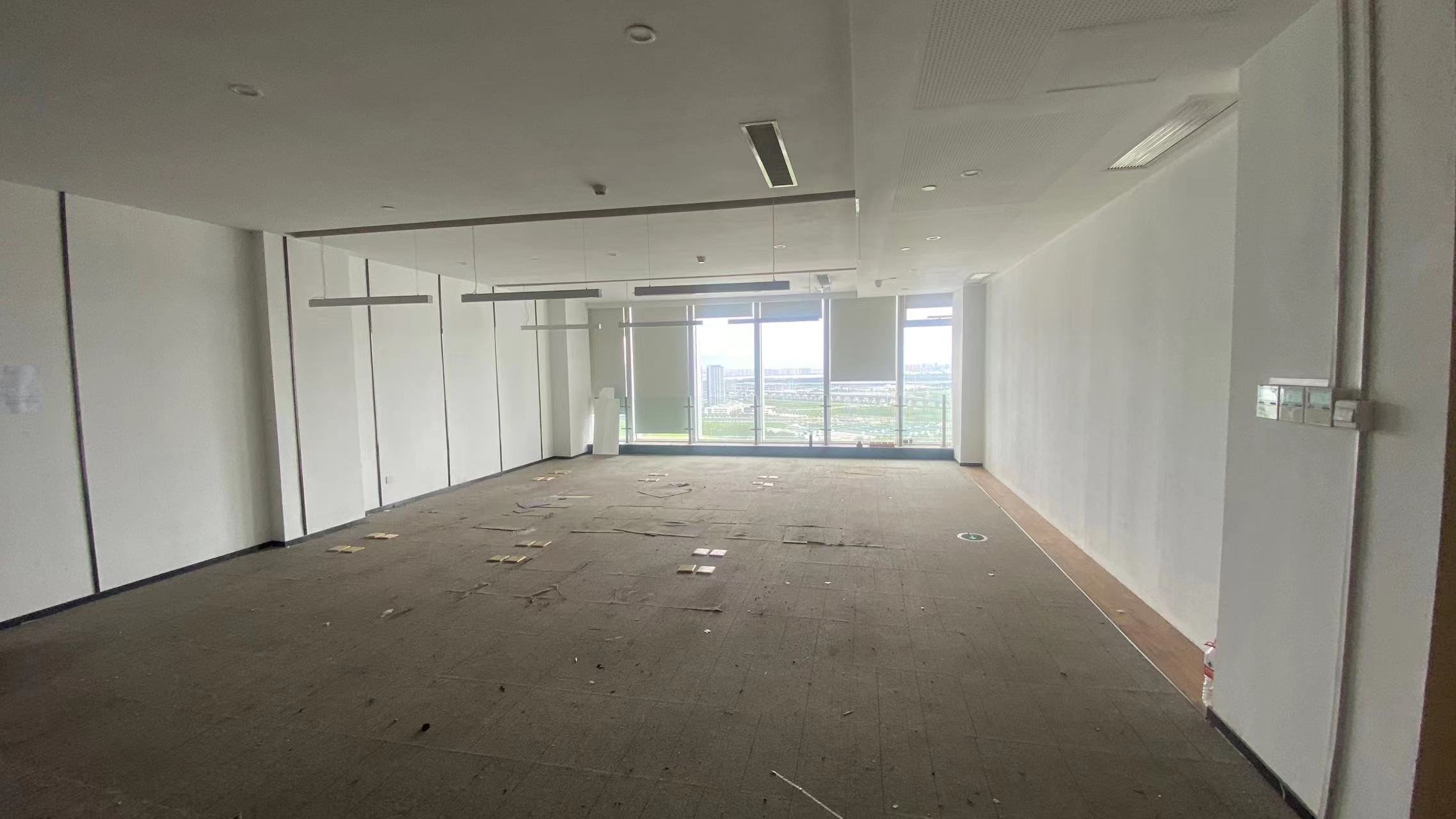 产金所_杭州市望京商务中心3幢1单元、2单元25层部分房屋（含2个地下车位）5年租赁权